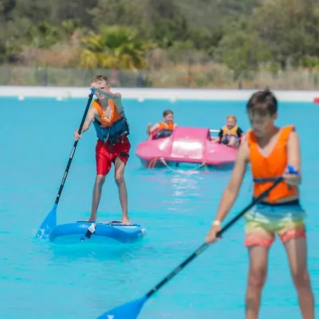 아파트 Alcazaba Lagoon Luxury Retreat *